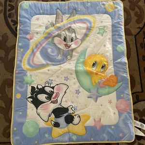 BABY LOONEY TUNES QUILT